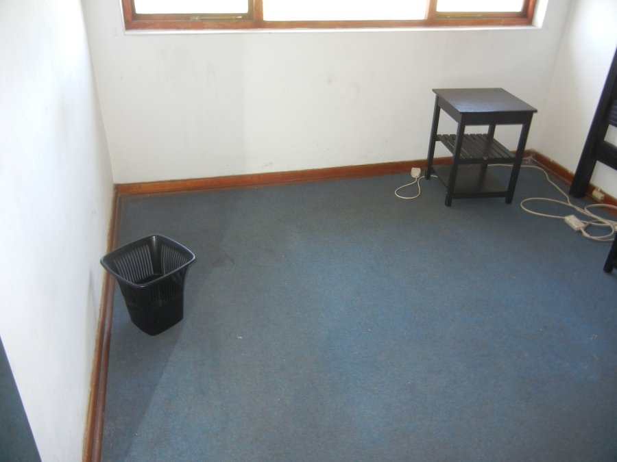 9 Bedroom Property for Sale in Sunnyridge Eastern Cape
